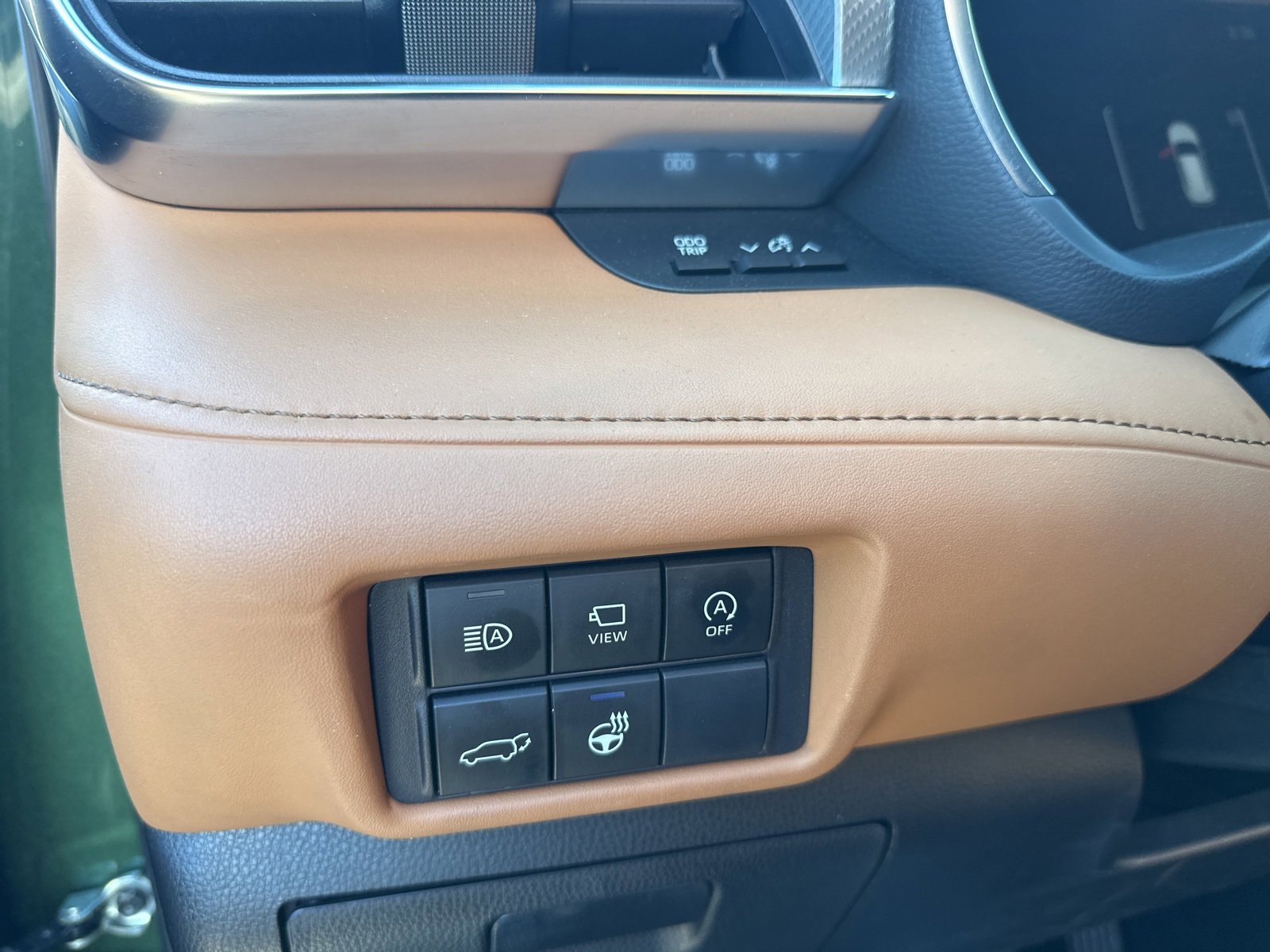 Used 2023 Toyota Highlander Platinum image 8