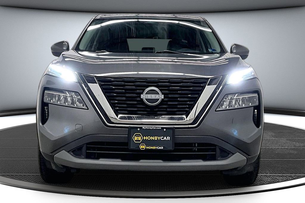 Used 2022 Nissan Rogue SV AWD/4WD image 2