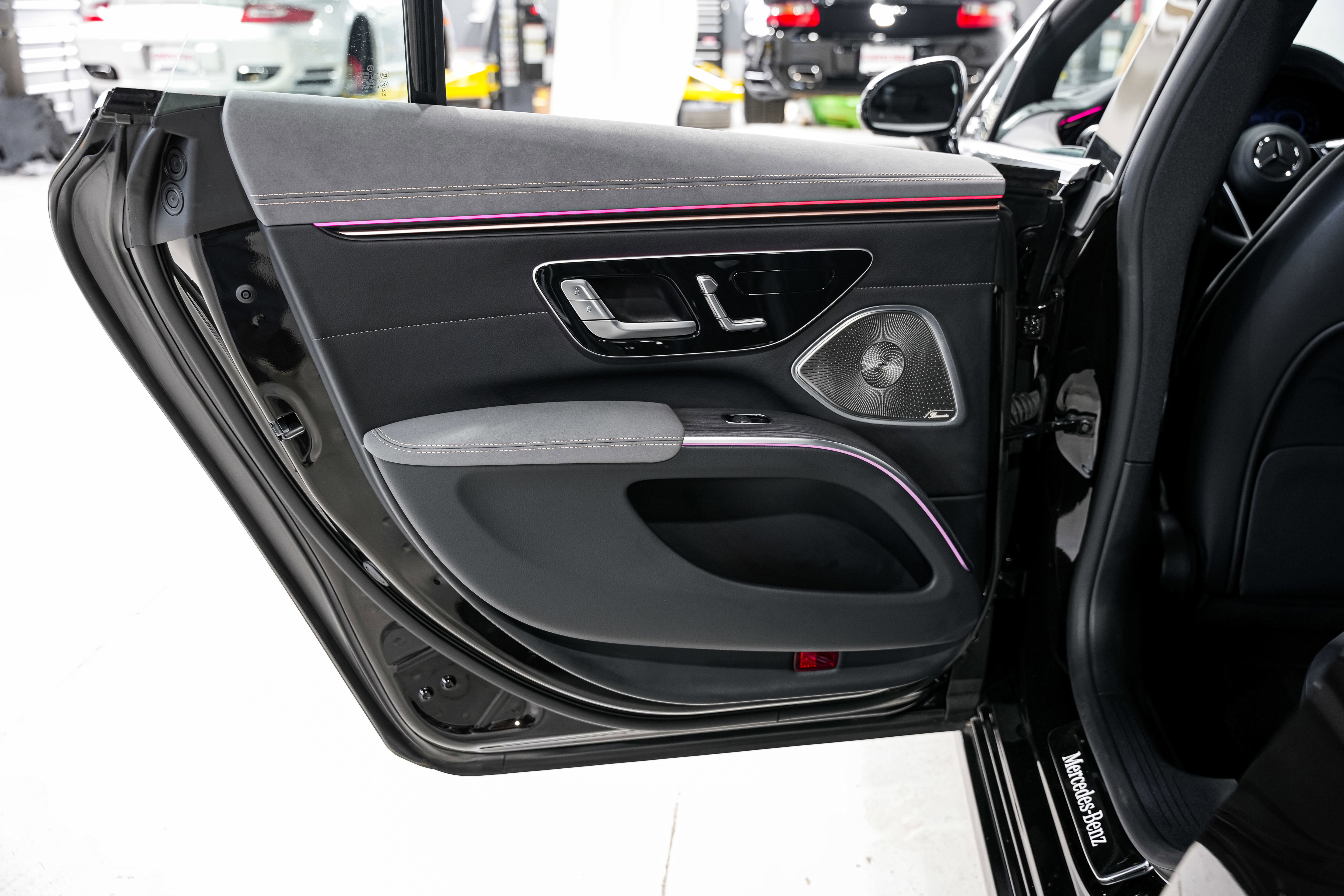 Used 2024 Mercedes-Benz EQS 450+ EQS 450 image 34