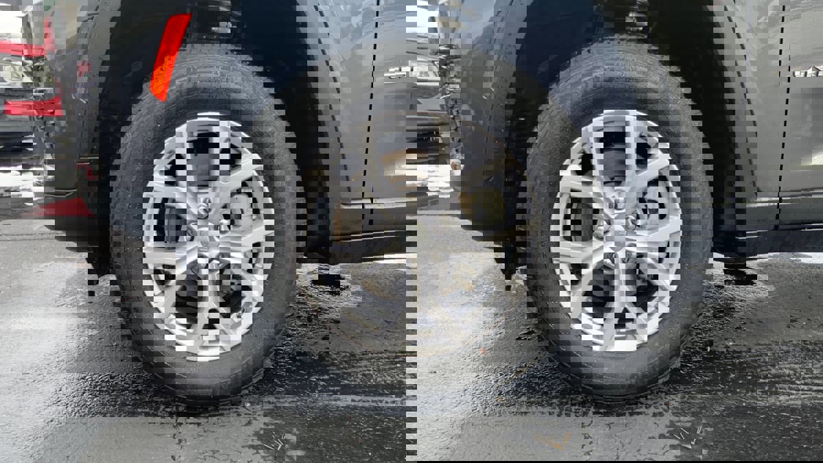 Used 2022 Jeep Grand Cherokee Limited image 25