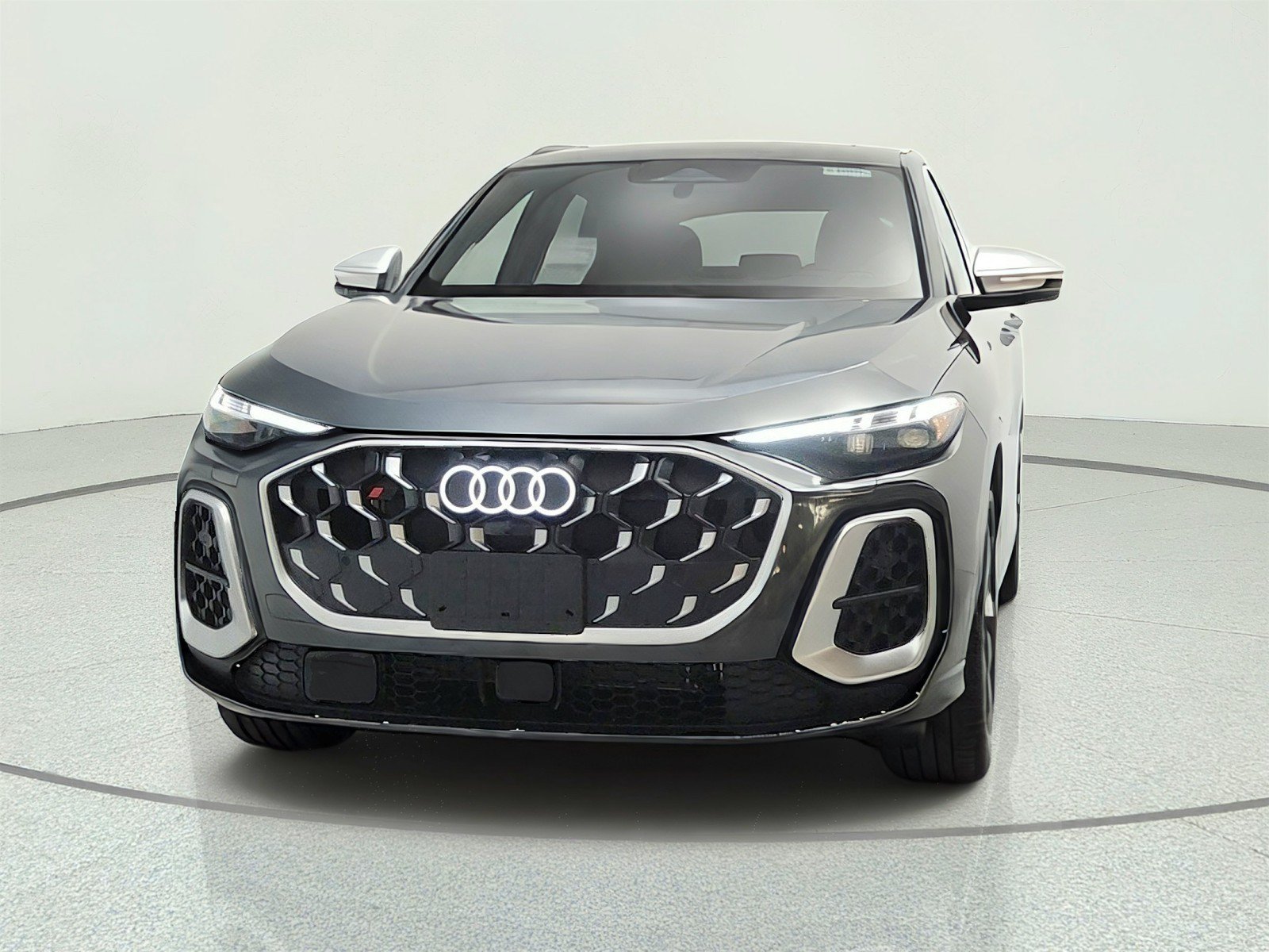 New 2026 Audi SQ5 Prestige AWD/4WD image 2