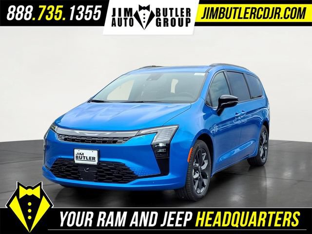New 2027 Chrysler Pacifica Limited FWD image 1