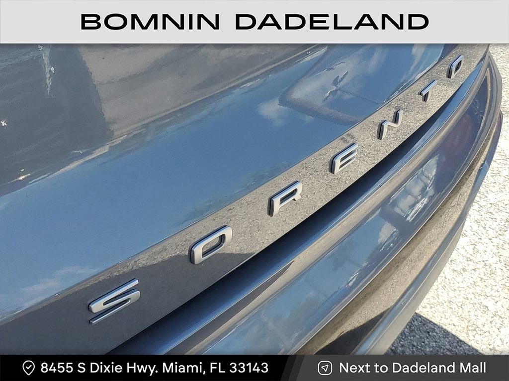 Used 2022 Kia Sorento S image 7