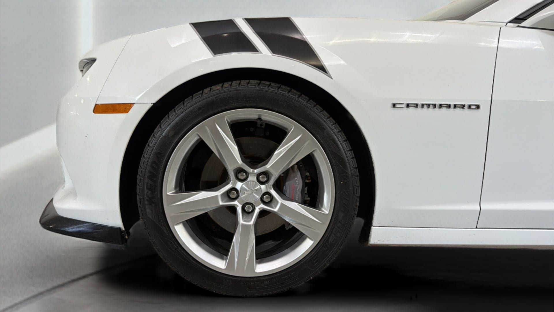Used 2015 Chevrolet Camaro SS w/ LPO, Black Appearance Package RWD image 36