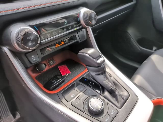 Used 2024 Toyota RAV4 Adventure image 23