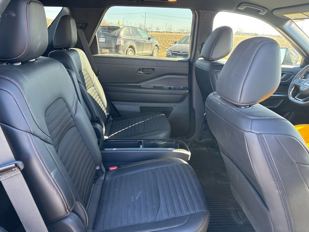 Used 2024 Nissan Pathfinder Rock Creek image 15