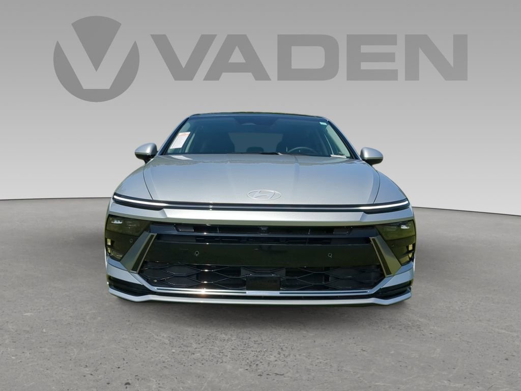 New 2025 Hyundai Sonata Limited image 22