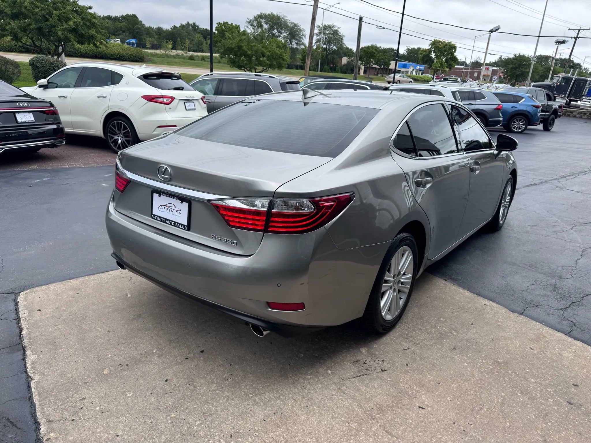 Used 2015 Lexus ES 350 image 5