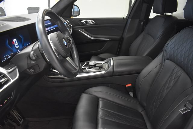Used 2024 BMW X7 xDrive40i w/ M Sport Package AWD/4WD image 22