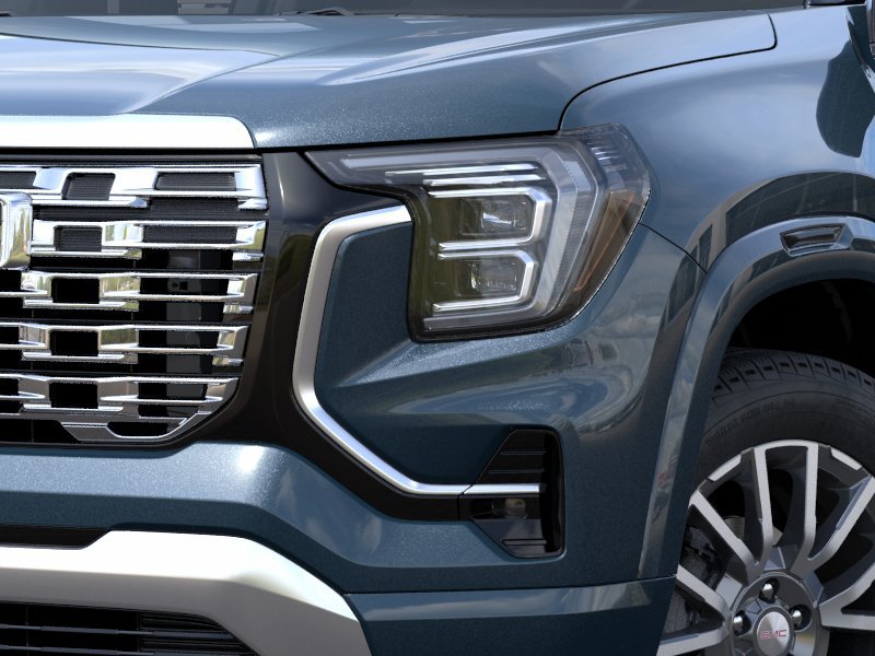 New 2027 GMC Terrain Denali w/ LPO, Floor Liner Package AWD/4WD image 12