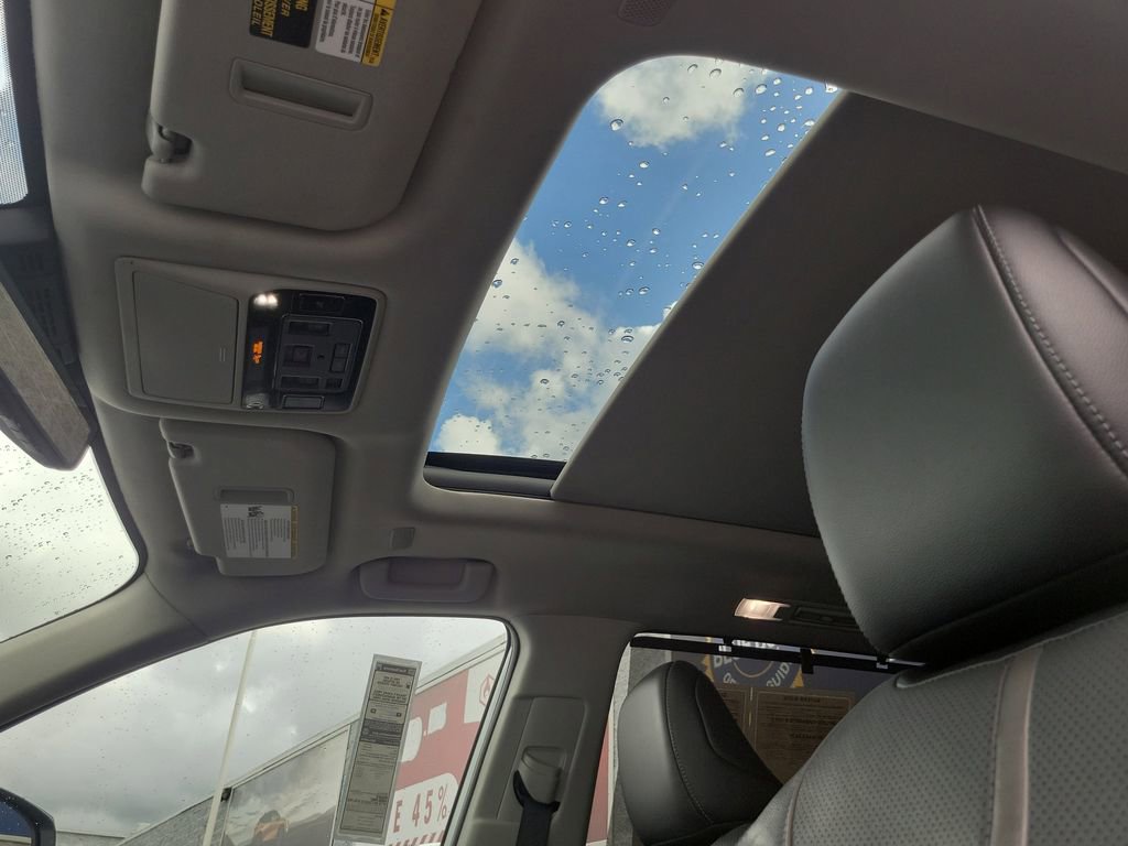 Used 2024 Toyota Grand Highlander Platinum image 17