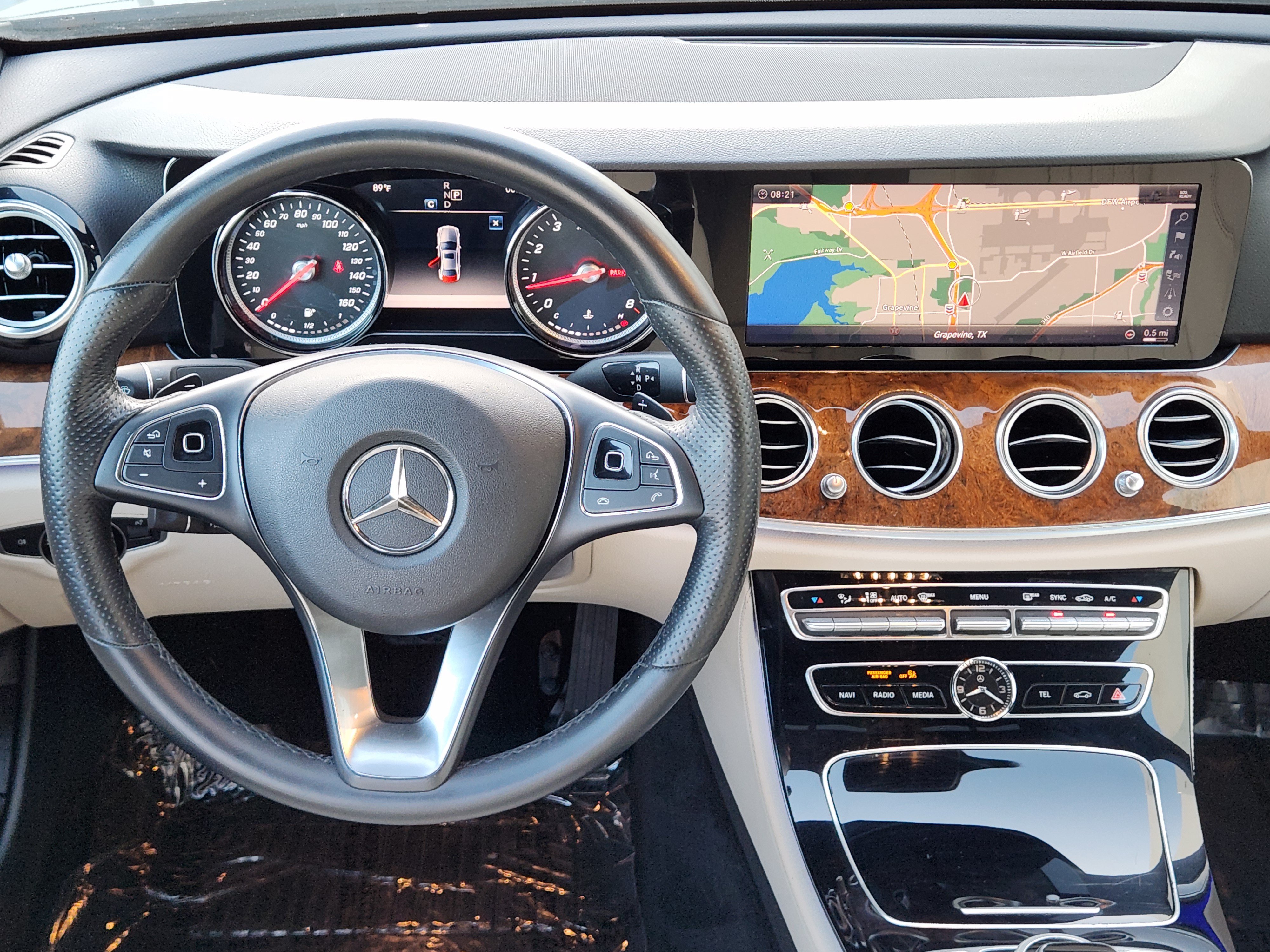 Used 2018 Mercedes-Benz E 300 image 27