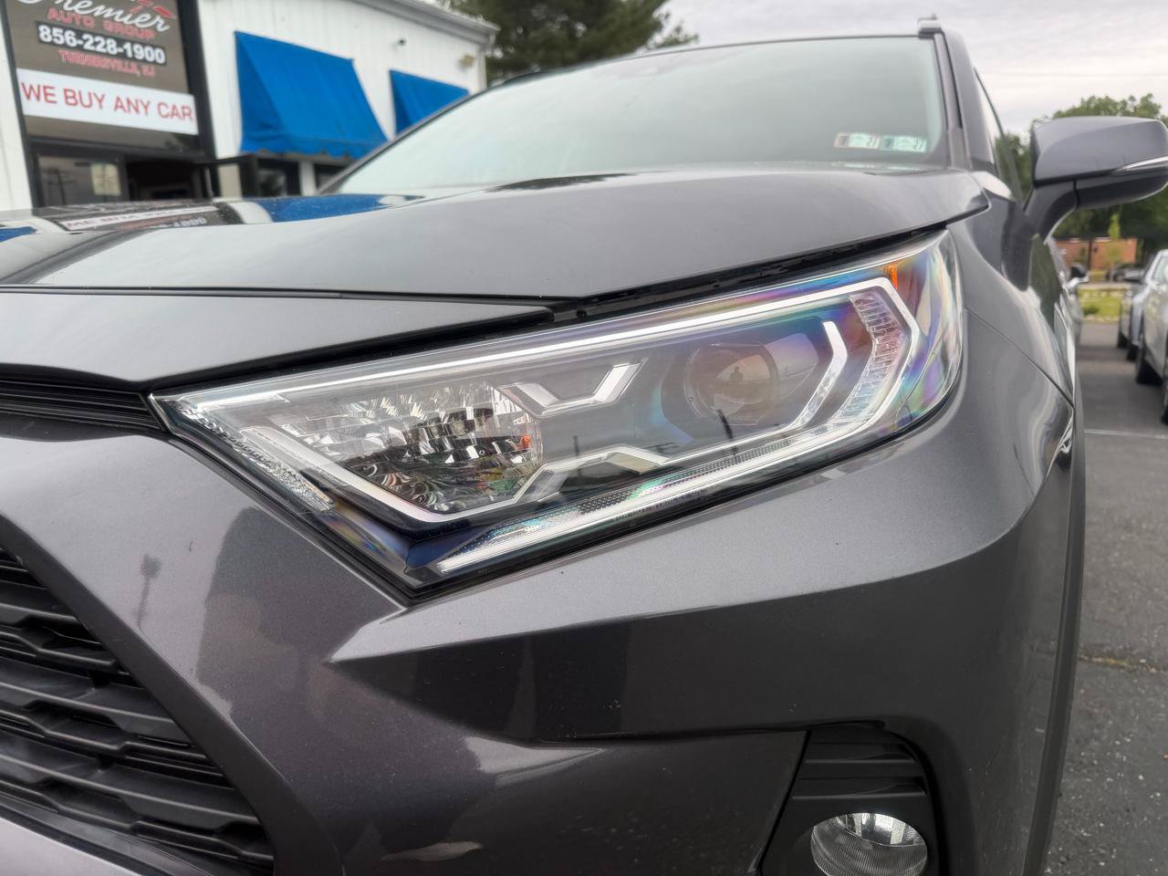 Used 2019 Toyota RAV4 XLE AWD/4WD image 25
