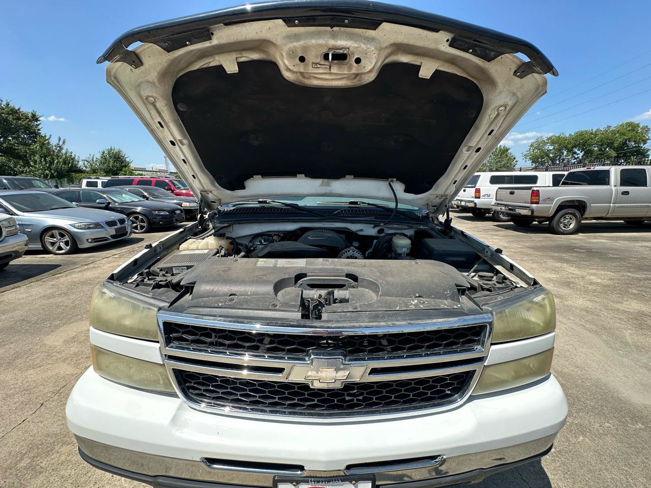 Used 2007 Chevrolet Silverado 1500 LT w/ Extended Cab Value Package AWD/4WD image 33