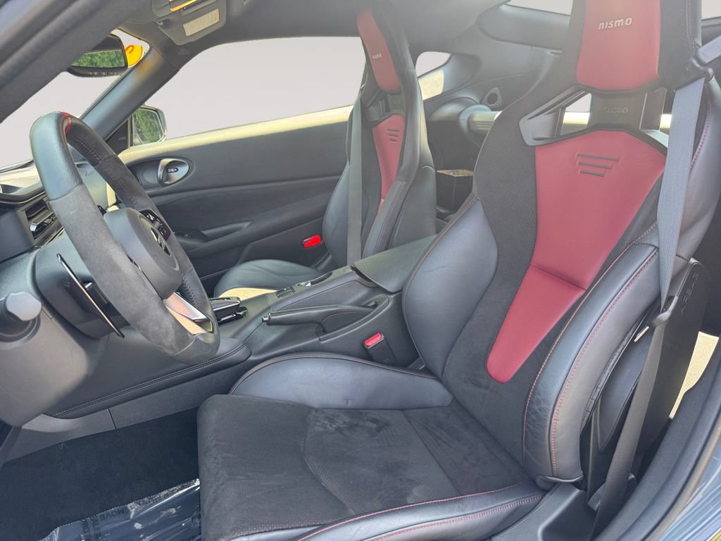 Used 2024 Nissan Z NISMO w/ Floor Mat Package RWD image 9