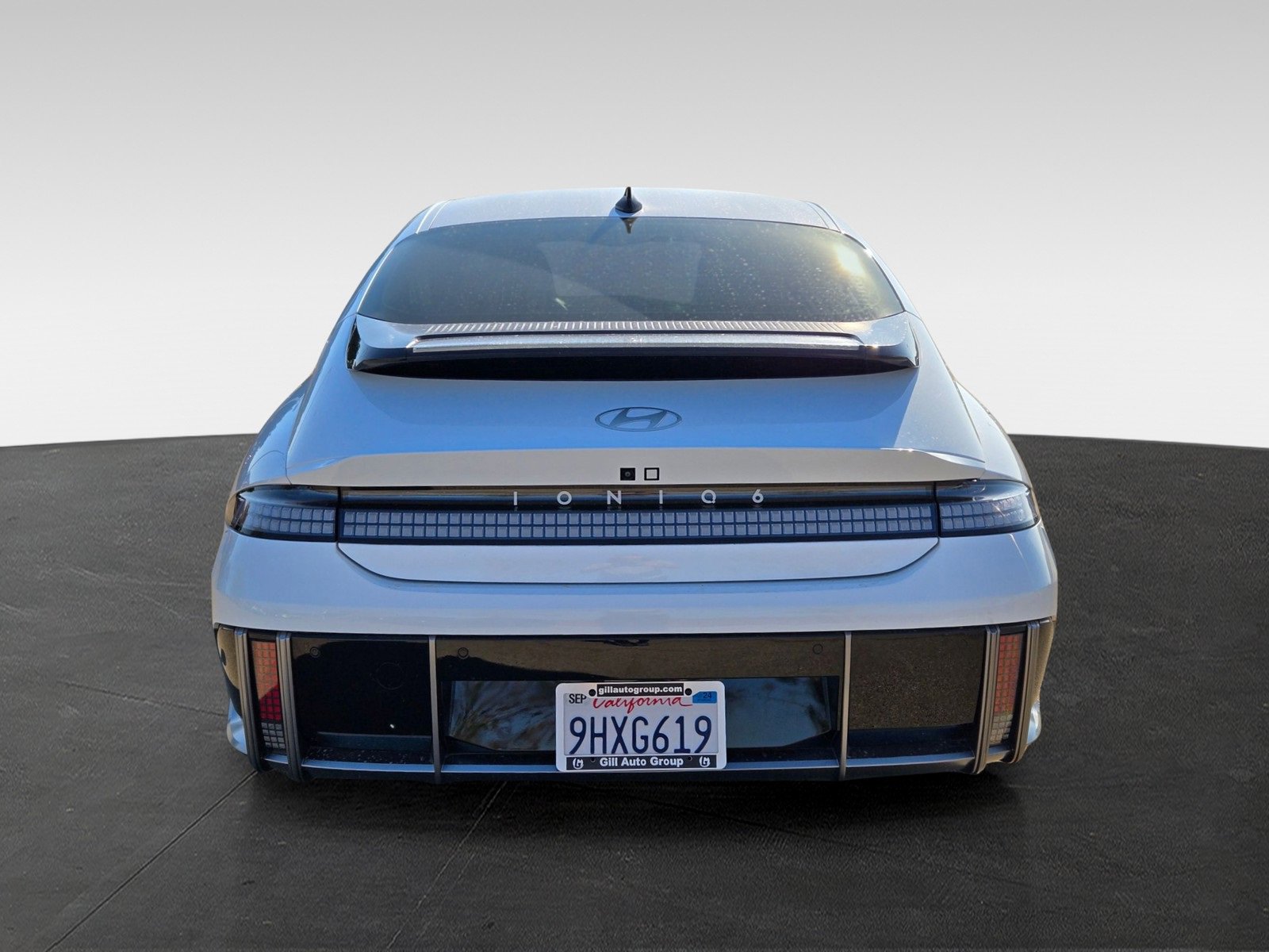 Used 2023 Hyundai Ioniq 6 Limited image 5