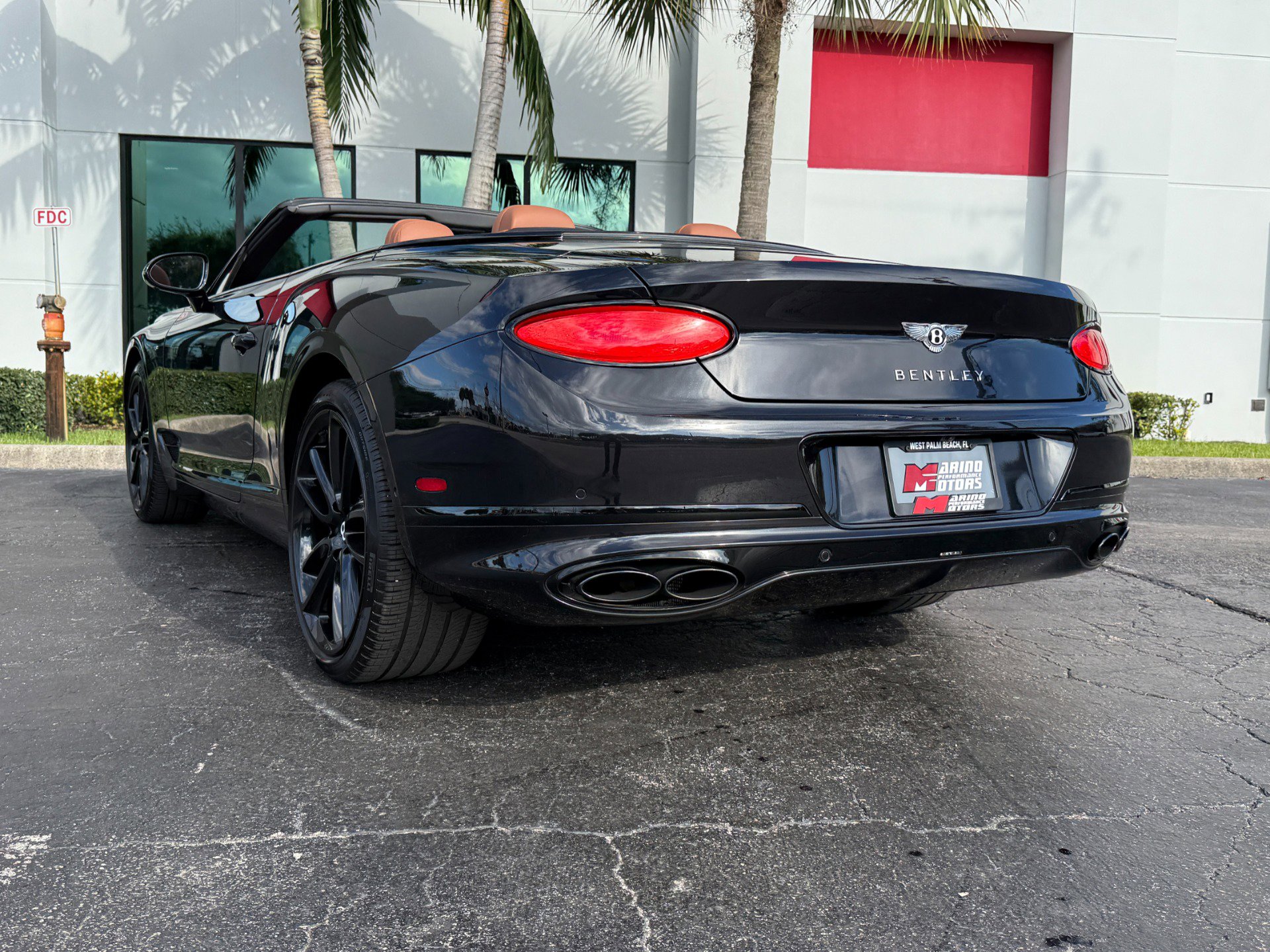 Used 2021 Bentley Continental GT image 17