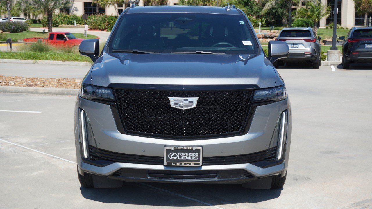 Used 2022 Cadillac Escalade Sport Platinum w/ LPO, ONYX Package RWD image 2