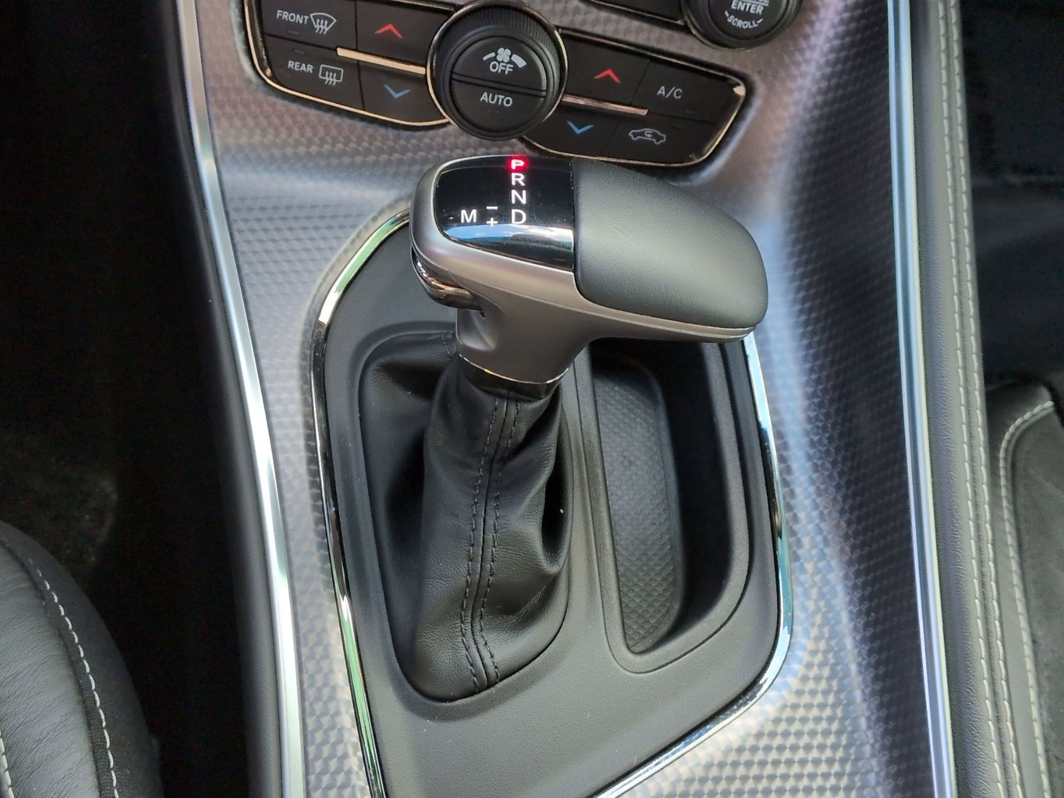 Used 2019 Dodge Challenger SRT Hellcat Redeye image 26