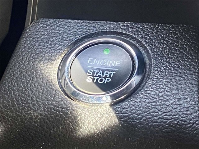 Certified 2018 Ford F250 Platinum w/ FX4 Off-Road Package image 27