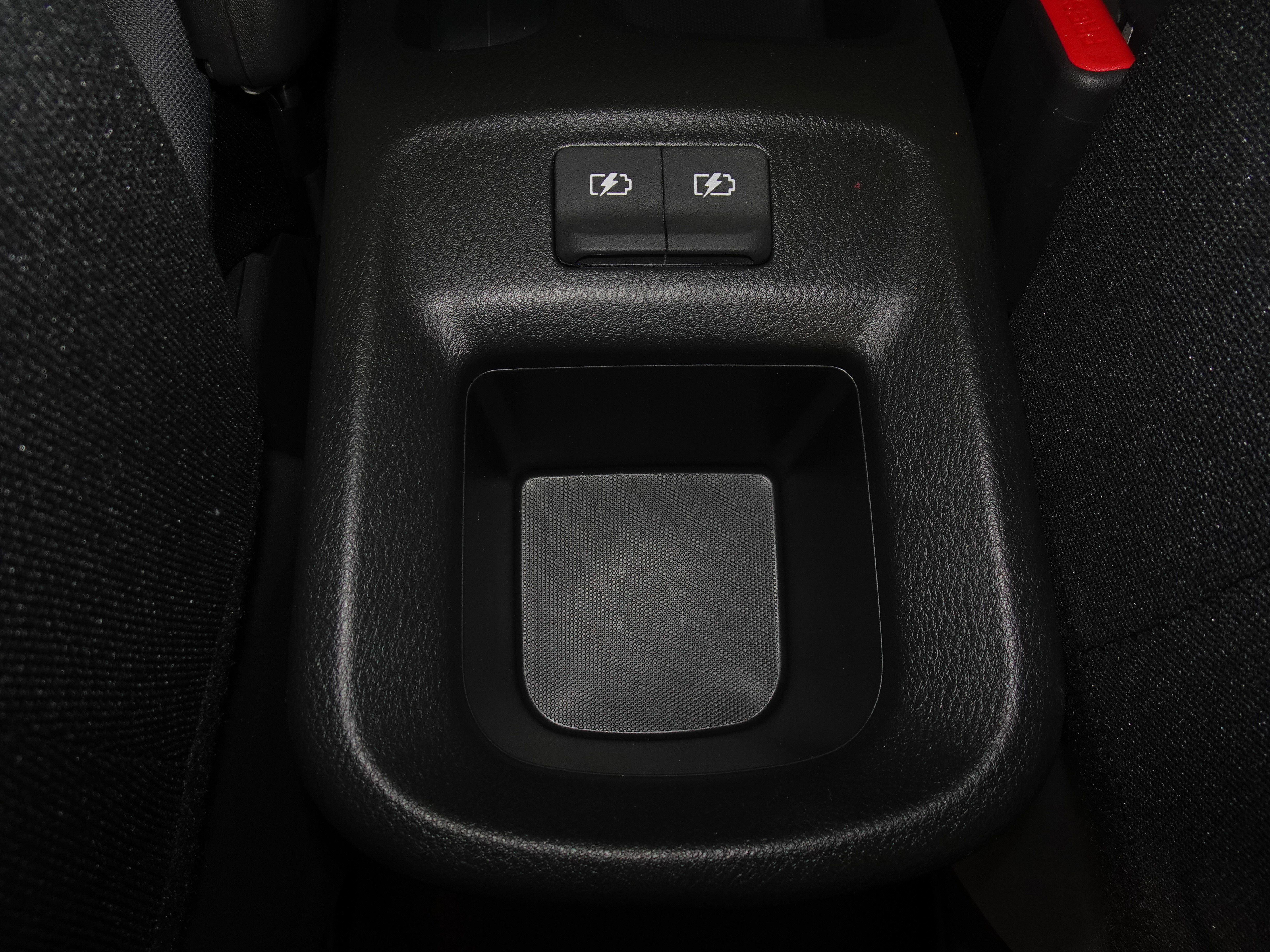 New 2025 Nissan Versa S w/ Trunk Package image 27