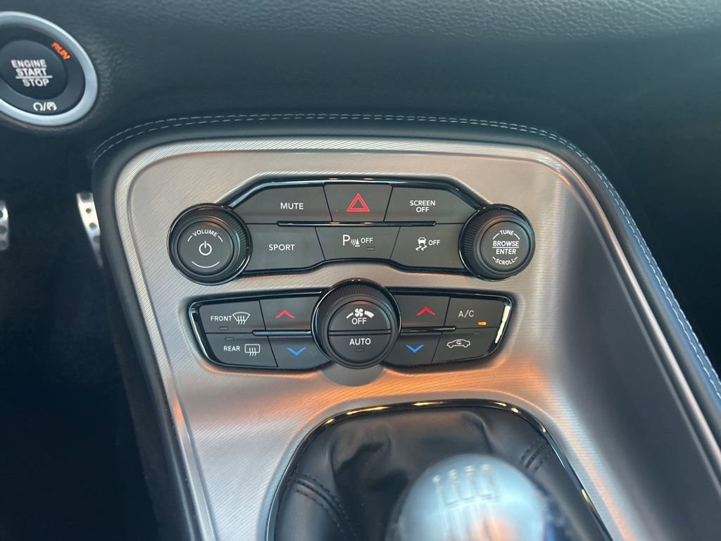 Used 2023 Dodge Challenger R/T w/ Blacktop Package image 16