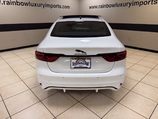 Used 2024 Jaguar XF R-Dynamic SE AWD/4WD image 5