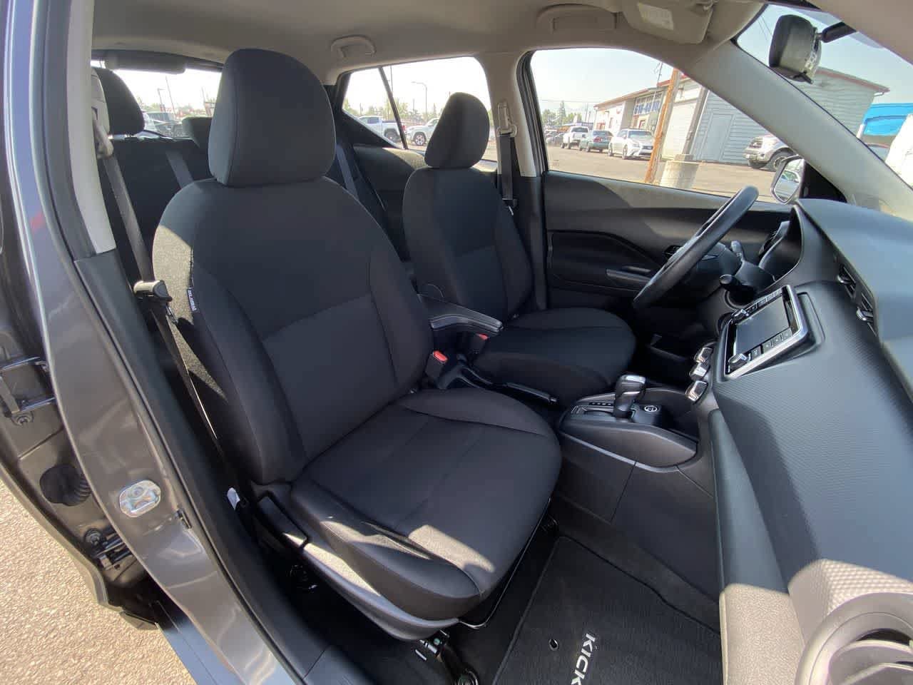 Used 2023 Nissan Kicks S FWD image 23