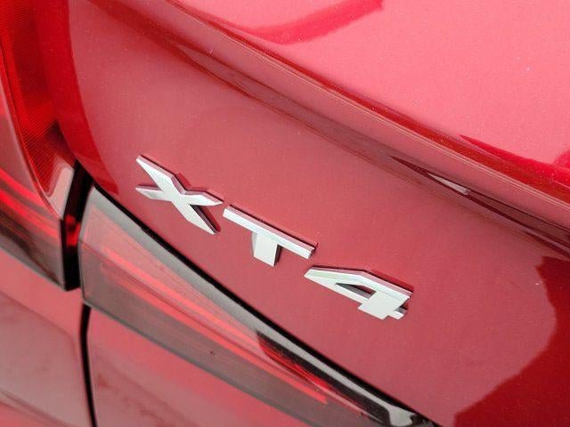 Certified 2022 Cadillac XT4 Premium Luxury w/ Technology Package FWD image 7
