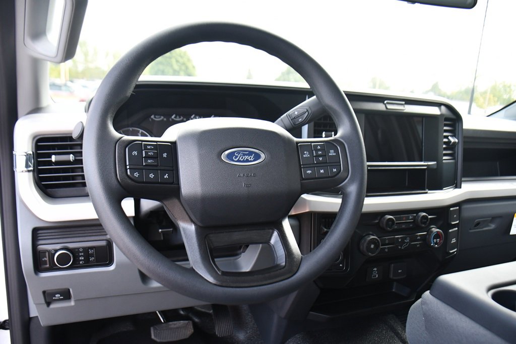 New 2026 Ford F250 XL image 12