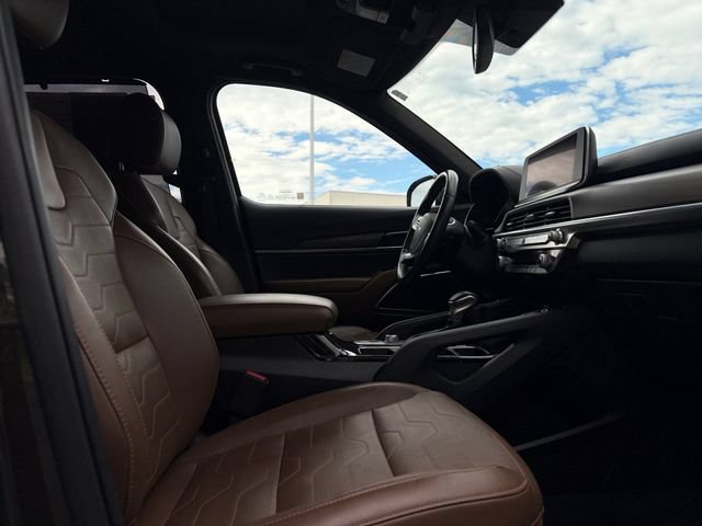 Used 2022 Kia Telluride SX w/ SX Prestige Package AWD/4WD image 19