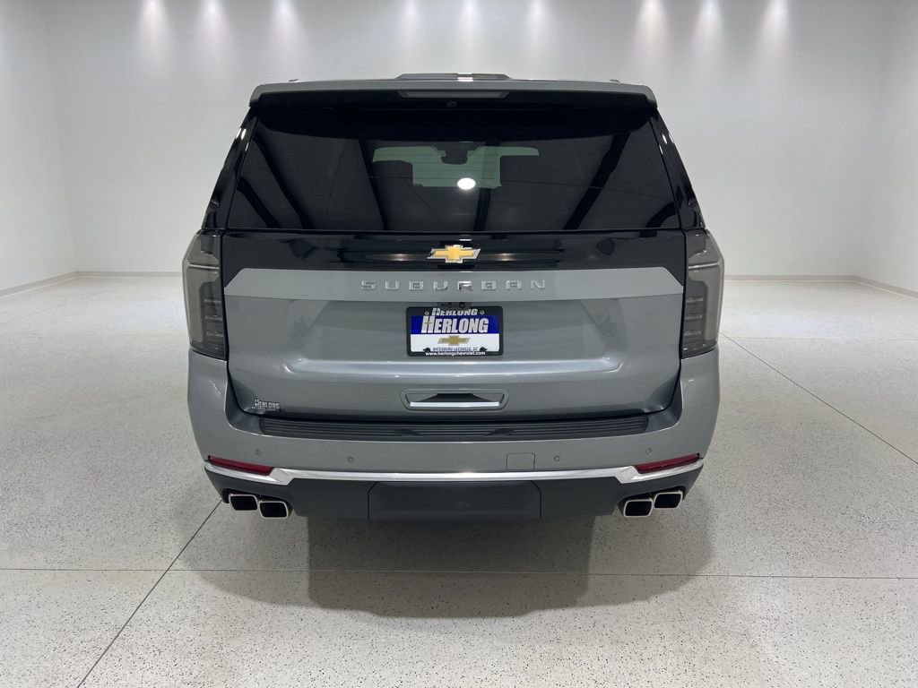 New 2026 Chevrolet Suburban High Country image 4