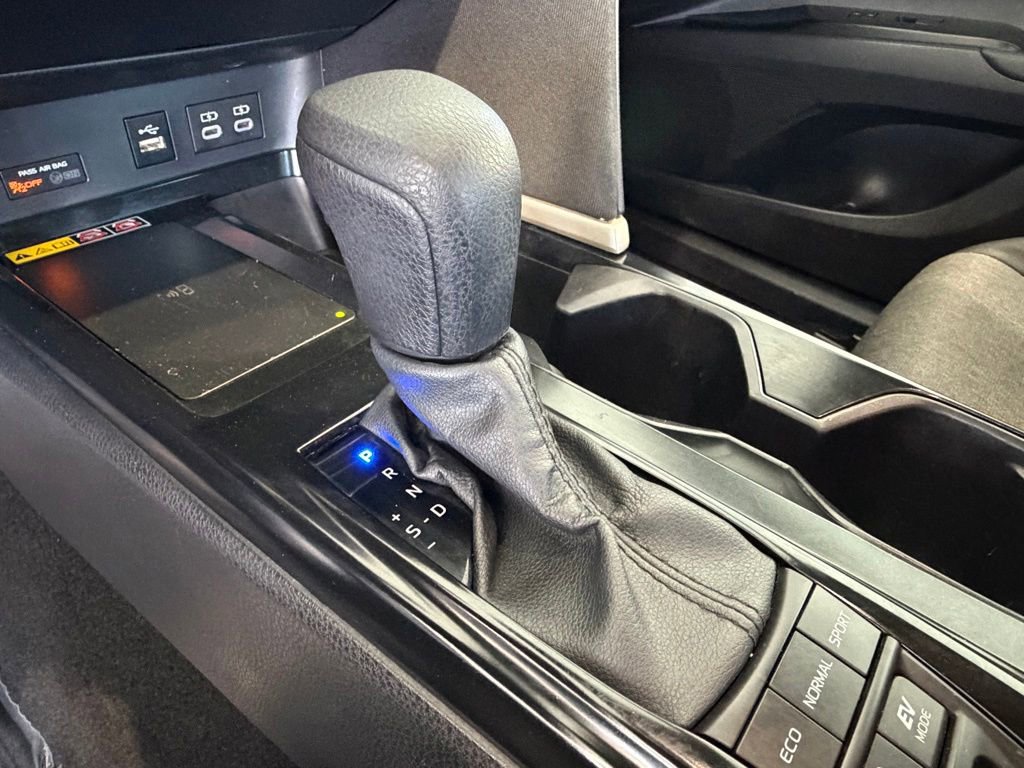 Certified 2025 Toyota Camry LE FWD image 26