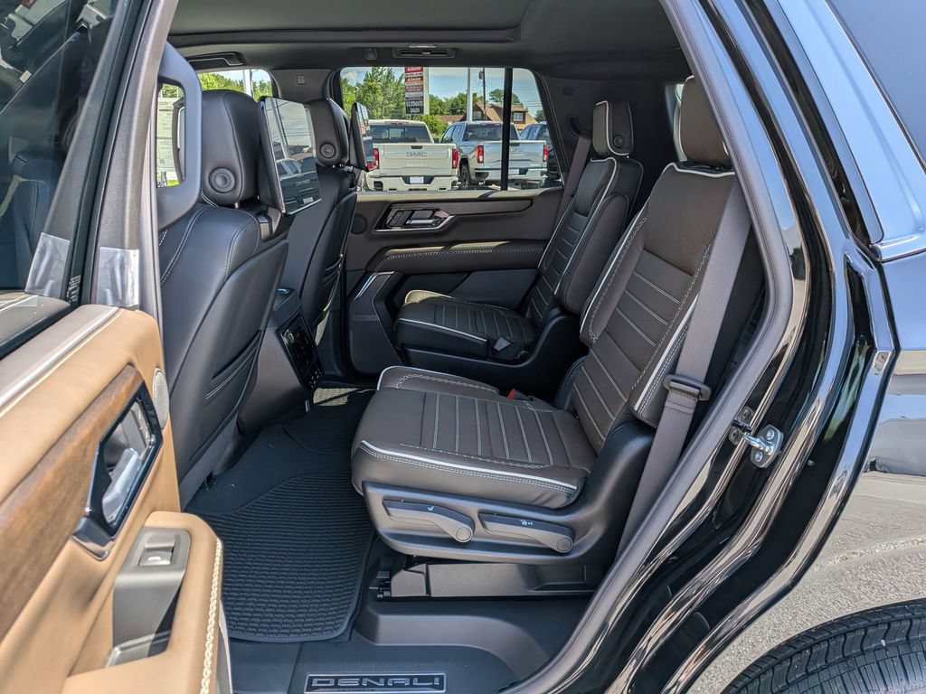 New 2026 GMC Yukon Denali Ultimate AWD/4WD image 22