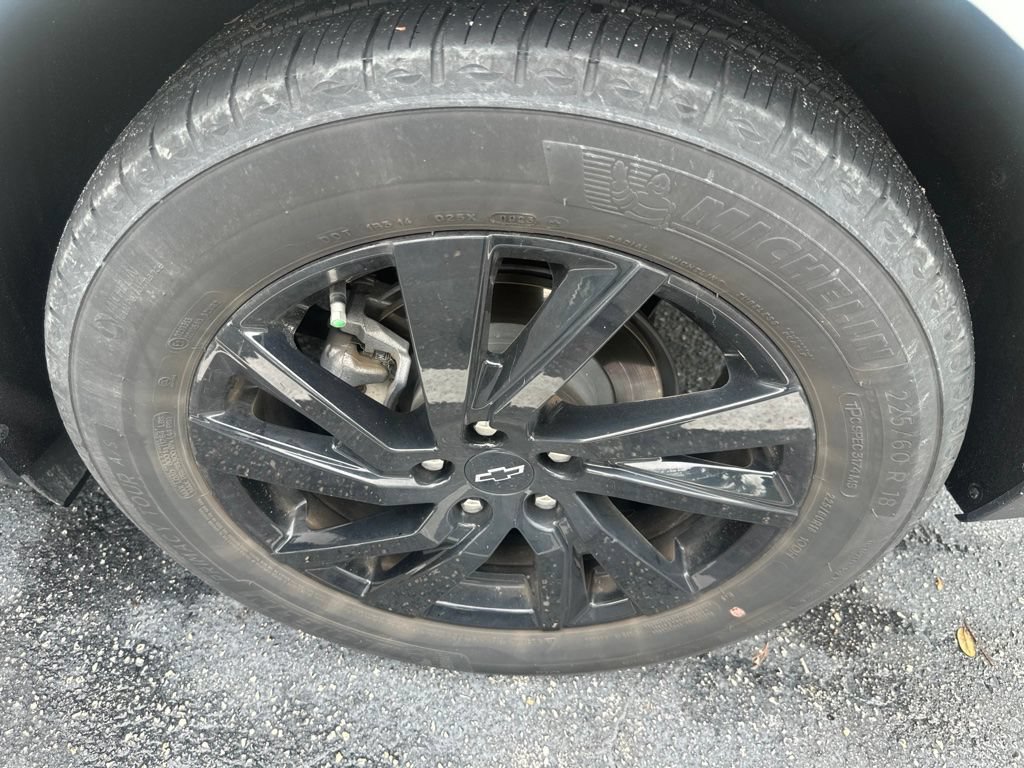 Certified 2024 Chevrolet Equinox LS w/ Sport Edition FWD image 14