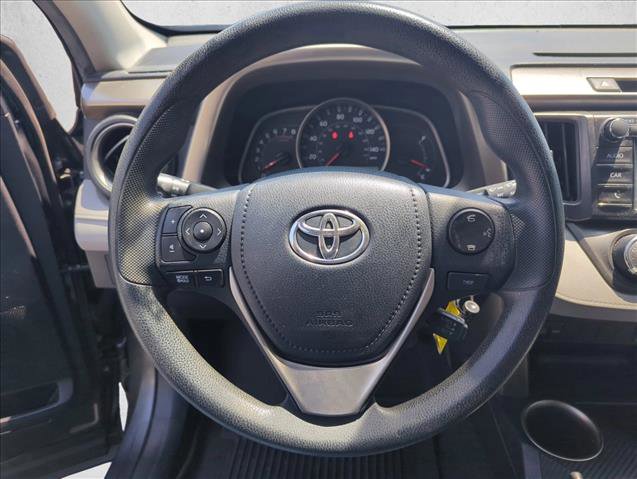 Used 2014 Toyota RAV4 LE FWD image 11