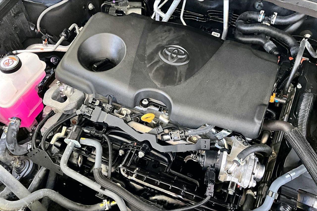 Used 2024 Toyota Grand Highlander Limited image 28