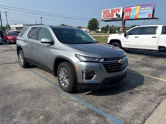 Used 2023 Chevrolet Traverse LT FWD image 7