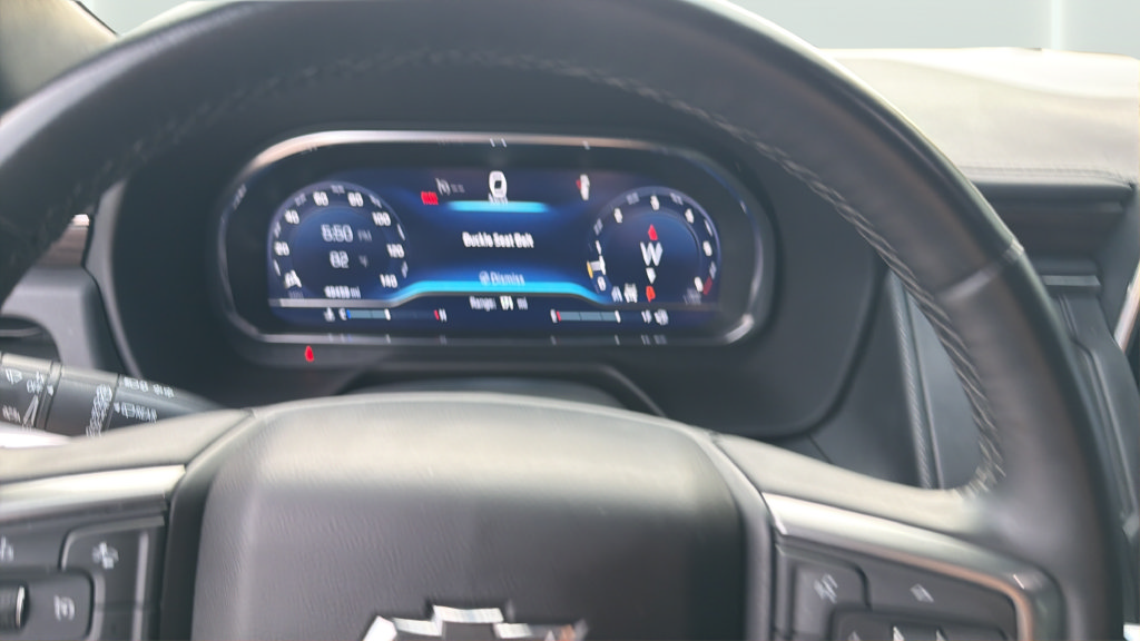 Used 2024 Chevrolet Tahoe Z71 w/ Luxury Package AWD/4WD image 15