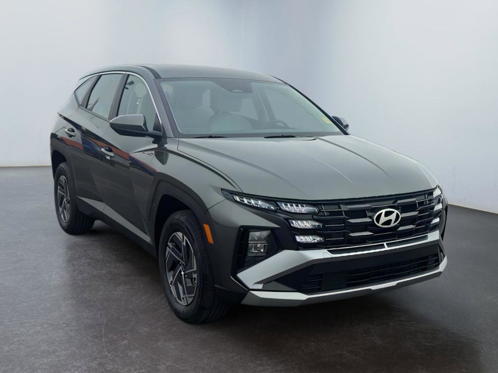 New 2026 Hyundai Tucson Blue SE image 3