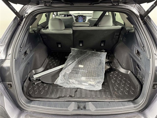 Used 2022 Subaru Outback Limited image 14