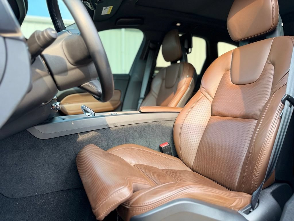 Used 2022 Volvo XC60 B6 Inscription w/ Advanced Package AWD/4WD image 15
