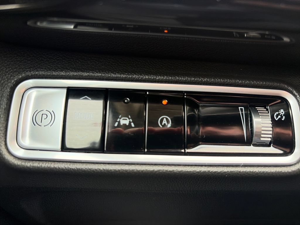 Certified 2025 Buick Envision Sport Touring AWD/4WD image 22