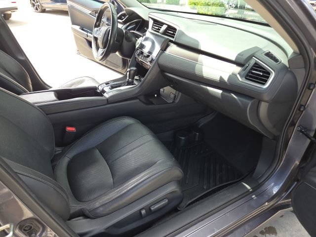 Used 2017 Honda Civic Touring image 27