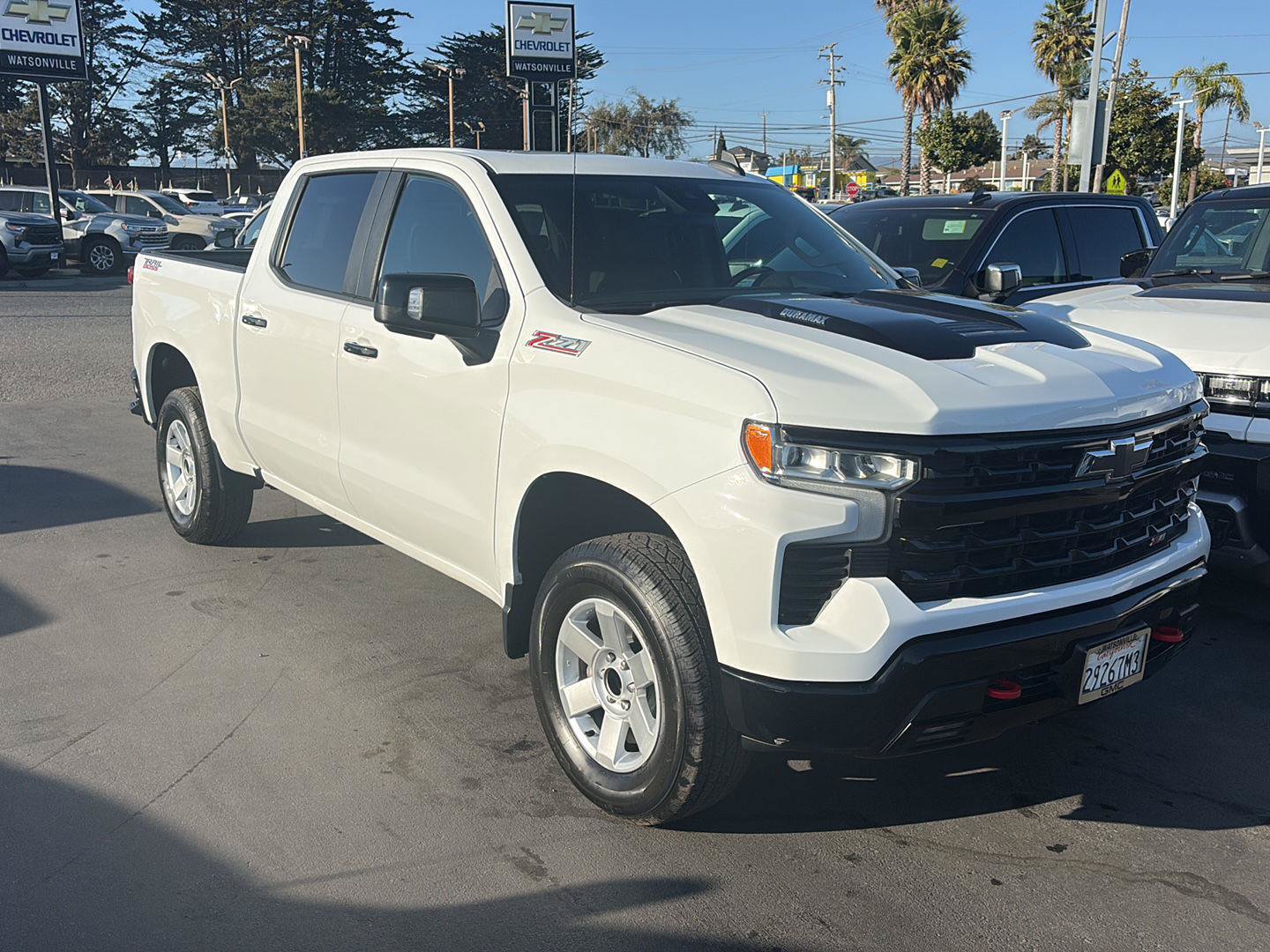 Used 2022 Chevrolet Silverado 1500 LT Trail Boss w/ Convenience Package II AWD/4WD image 1