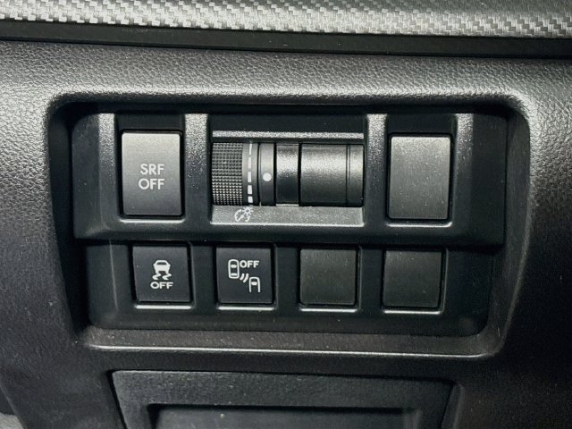 Used 2018 Subaru Impreza 2.0i Premium w/ Eyesight & BSD & Rcta AWD/4WD image 10