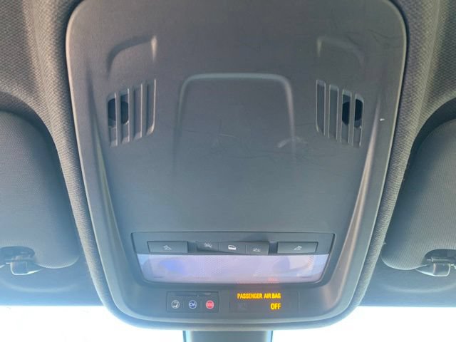 Used 2017 Chevrolet Cruze LT w/ Convenience Package FWD image 33