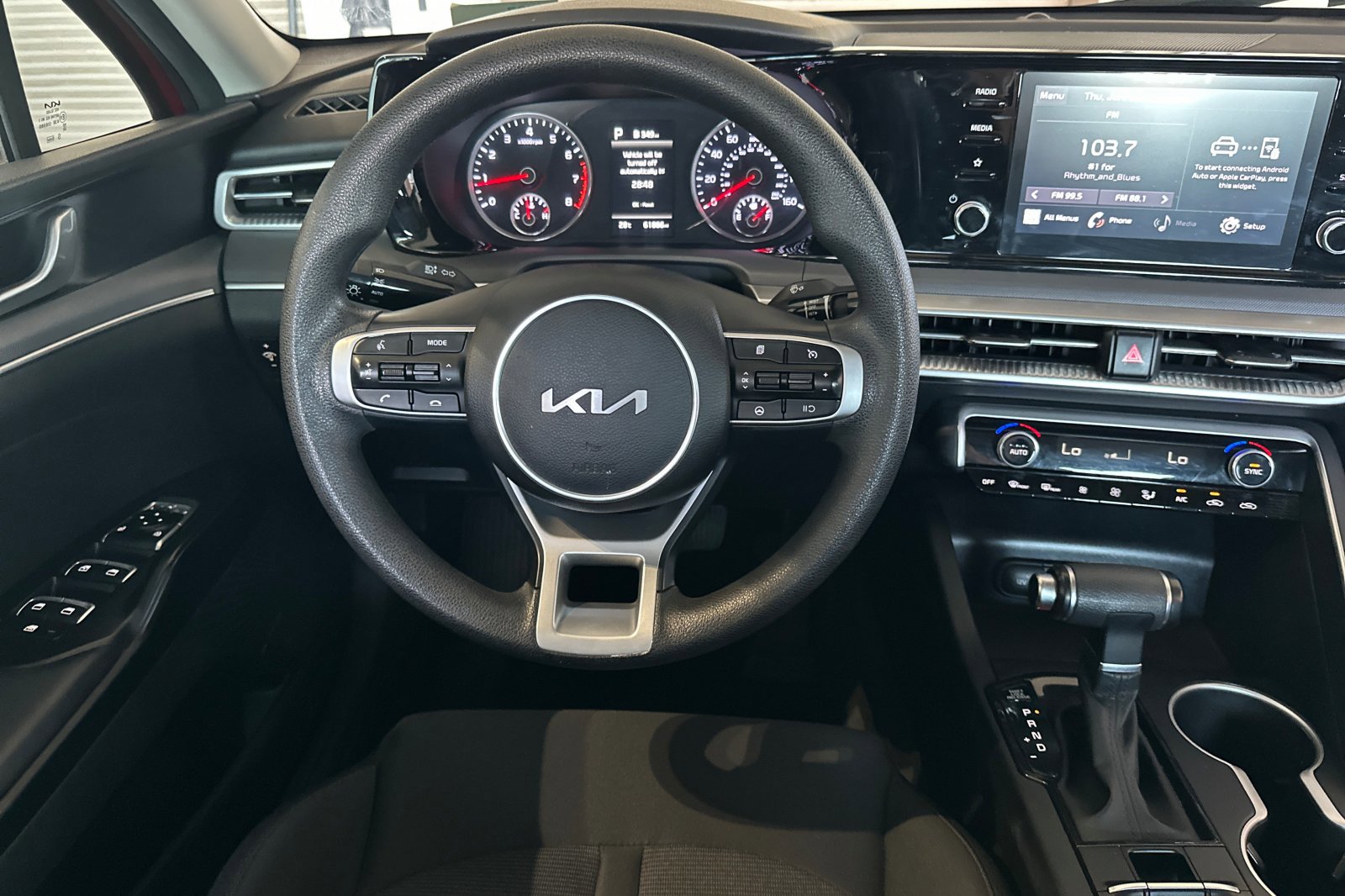 Used 2023 Kia K5 LXS image 14