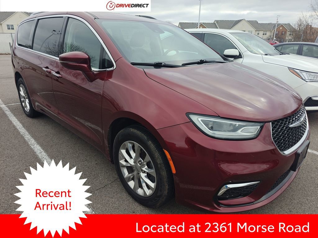 Used 2021 Chrysler Pacifica Touring-L image 1
