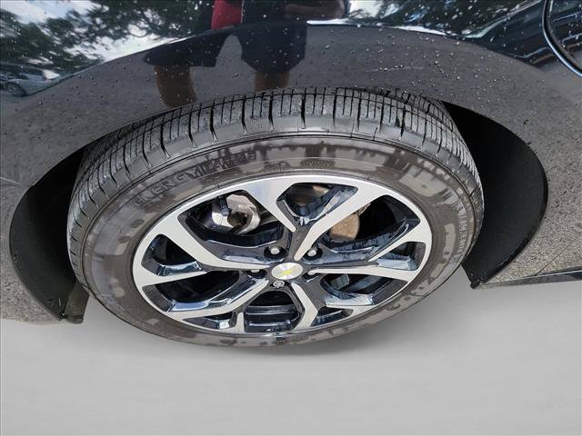 Used 2017 Chevrolet Volt LT w/ Comfort Package FWD image 9